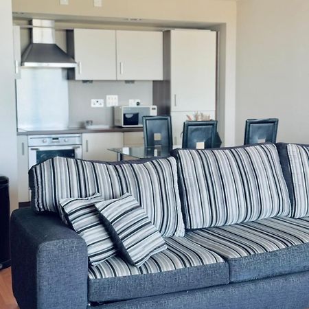 Modern Two Bedroom Apartments EDI Eksteriør billede