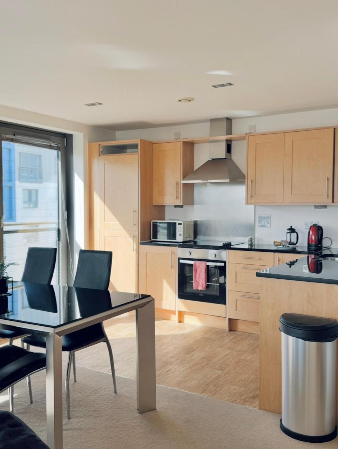 Modern Two Bedroom Apartments EDI Eksteriør billede